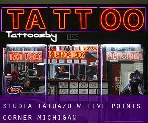 Studia tatuażu w Five Points Corner (Michigan)