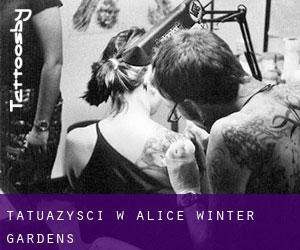 Tatuażyści w Alice Winter Gardens